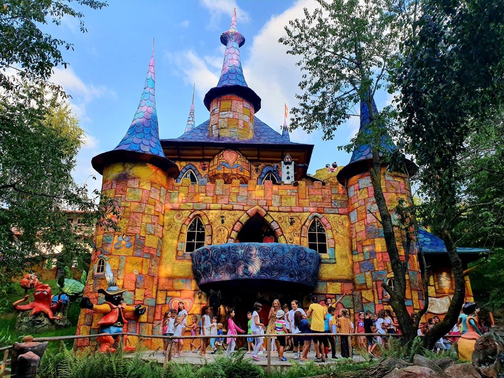 241893495_241670421114925_7982965103412976983_n